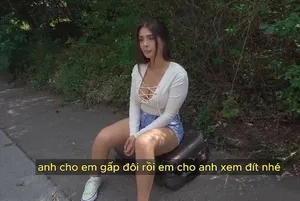 Nấu ăn mà ăn mặc thế này anh bồ phải nện thôi